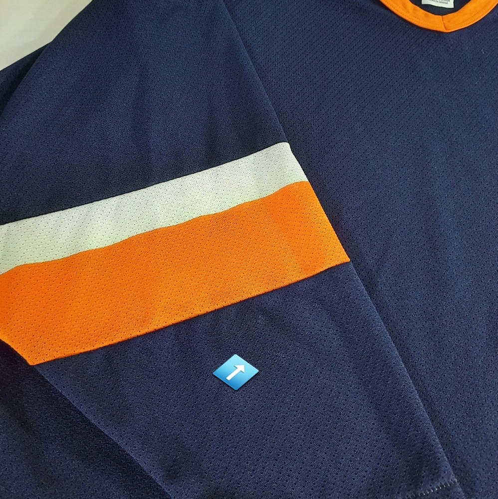 Vintage CCM Air-Knit Blank Hockey Jersey Made in Canada - Picture 5 of 5